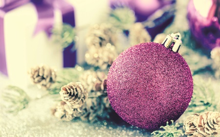 Pourquoi un arbre de Noël au travail? Créez une fin d'année positive!